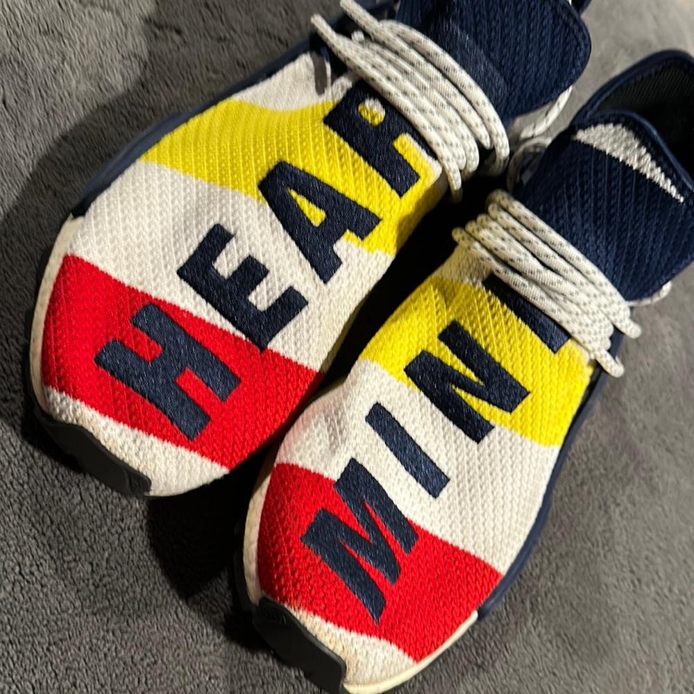 Pharell adidas ..